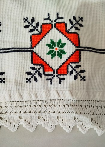 Türk bayraklı etamin işleme dantelli - Görsel 3