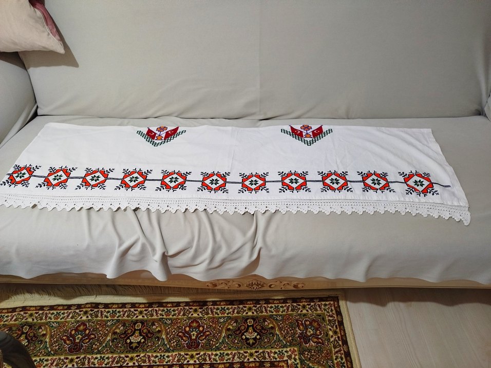 Türk bayraklı etamin işleme dantelli - Görsel 2