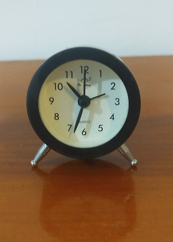 3 adet kusursuz çalışır durumda masa saati - Görsel 4