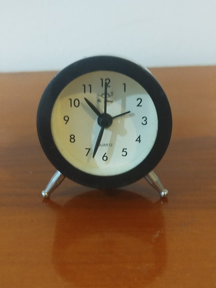 3 adet kusursuz çalışır durumda masa saati - Görsel 4