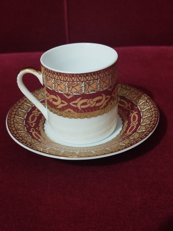 24 ayar altın işlemeli fincanlar - Görsel 4