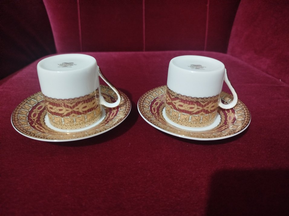 24 ayar altın işlemeli fincanlar - Görsel 2