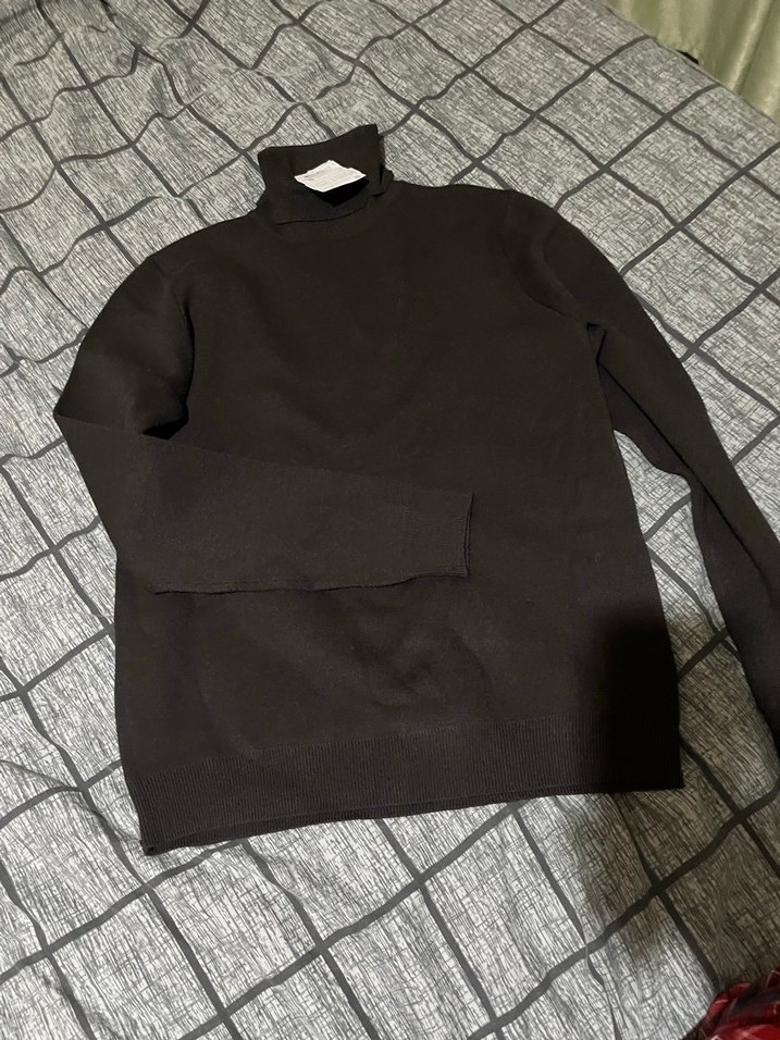 Erkek Siyah Boğazlı İnce Triko Kazak - Görsel 2