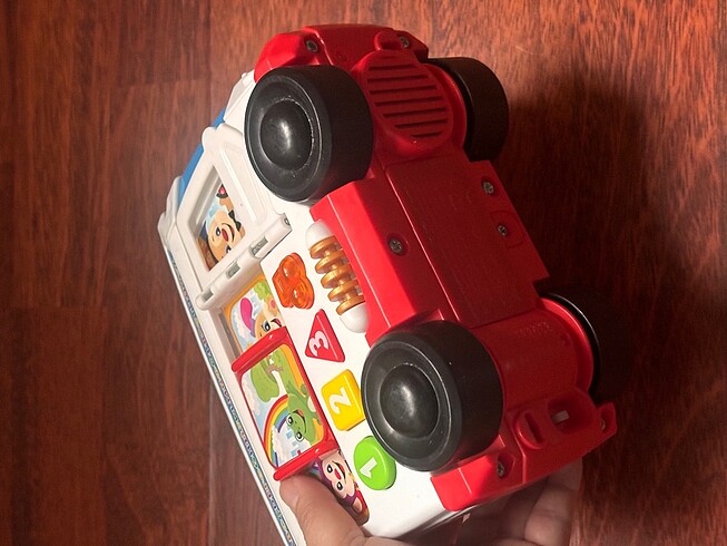  Beden Fisher Price Köpekçiğin Eğitici Otobüsü Türkçe
