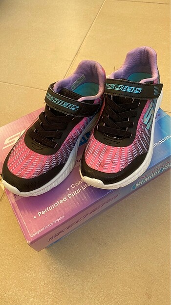 Skechers spor ayakkabı