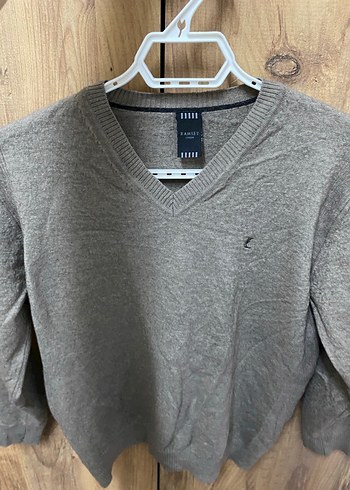 Gri V Yaka Yün Kazak - Görsel 3