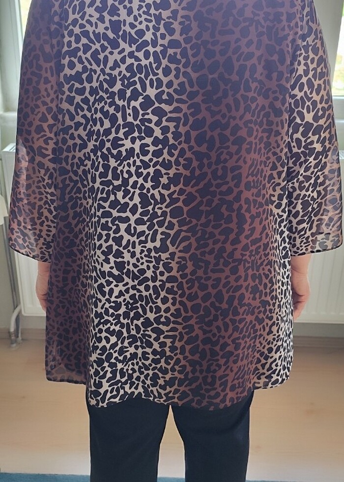 Leopar desenli tül gömlek  - Görsel 2