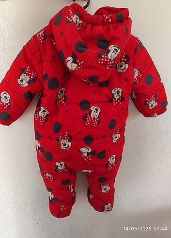 Bebek astronot mont 