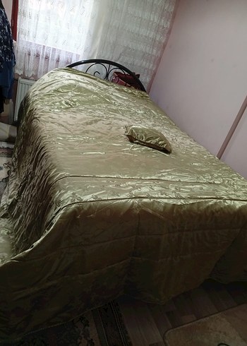 Parlak Haki Yatak Örtüsü - Görsel 2
