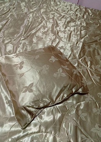 Parlak Haki Yatak Örtüsü - Görsel 5