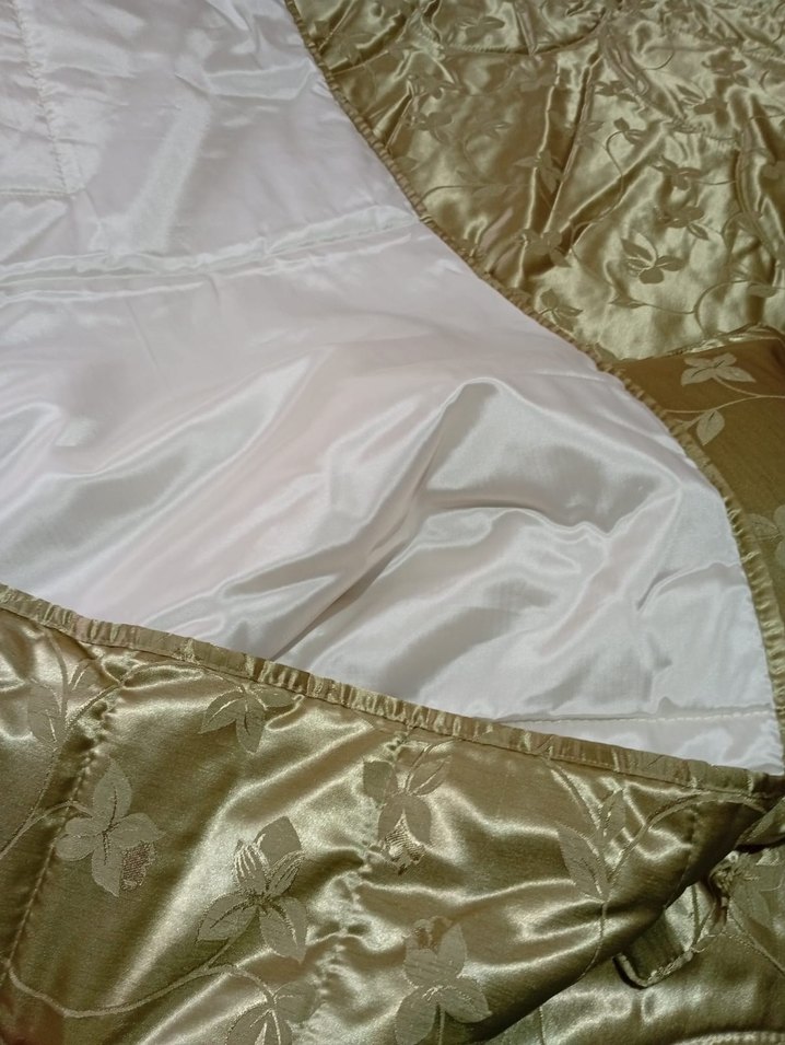 Parlak Haki Yatak Örtüsü - Görsel 4