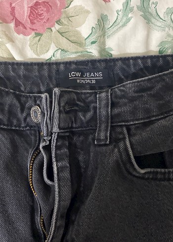 LC Waikiki Siyah Düğmeli Kadın Denim Pantolon