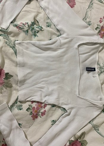 Beyaz Kadın Uzun Kollu Crop Top