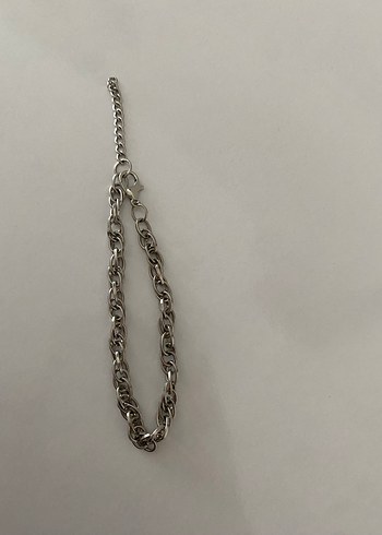 Gri Zincir Detaylı Kadın El Zinciri - Görsel 2