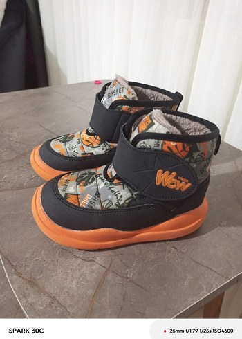 Turuncu Baskılı Erkek Çocuk Botu Velcro - Görsel 2