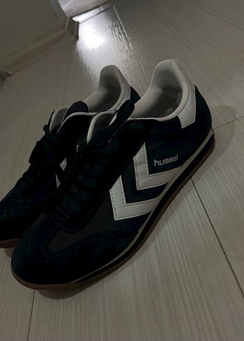 40 Beden Hummel Lacivert Kadın Spor Ayakkabı