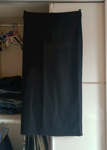 Siyah Uzun Kadın Etek Yırtmaçlı hiç kullanılmamış - Görsel 2