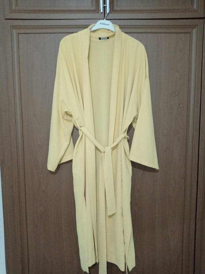 Sarı Uzun Rahat Kesim Kadın Sabahlık - Görsel 3