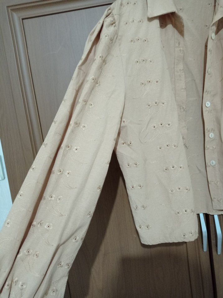 Bej Düğmeli Uzun Kollu Keten Gömlek - Görsel 3