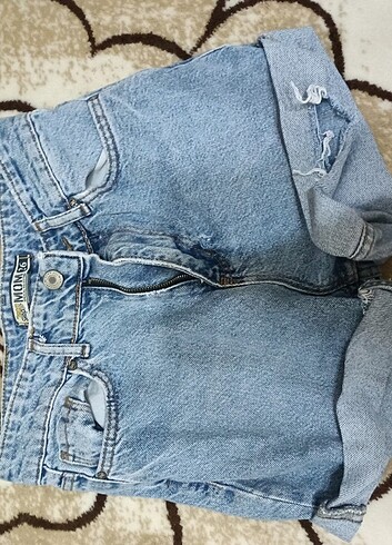 Jean sort