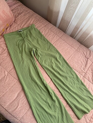 m Beden yeşil Renk Koton pantolon