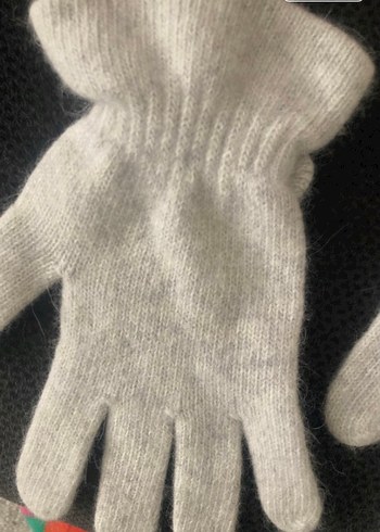 Düğmeli Beyaz Örgü Kadın Eldivenleri - Görsel 4