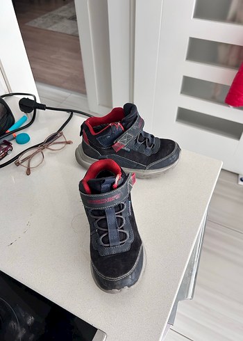 Kusuru yok orjinal skechers(2024 yılında) alındı