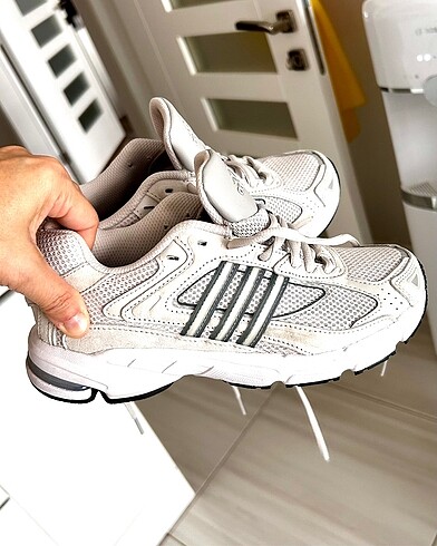 Sneaks up tan aldım;2 kez kullandım nedeni:küçük almışım