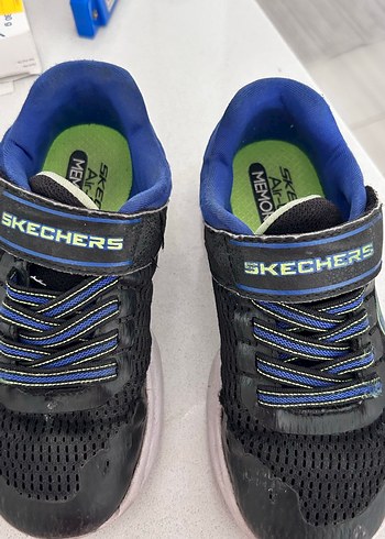 28 Beden Skechers Erkek Çocuk Ayakkabı, aşırı rahat hersene tercihimiz