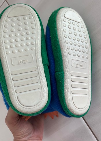 LC Waikiki Erkek Çocuk polarlı,Kaydırmaz patik,SIFIR SAYILIR ,27-28 numara
