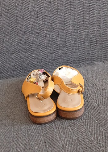 36 Beden Sarı Tokalı Kadın Stiletto Babet