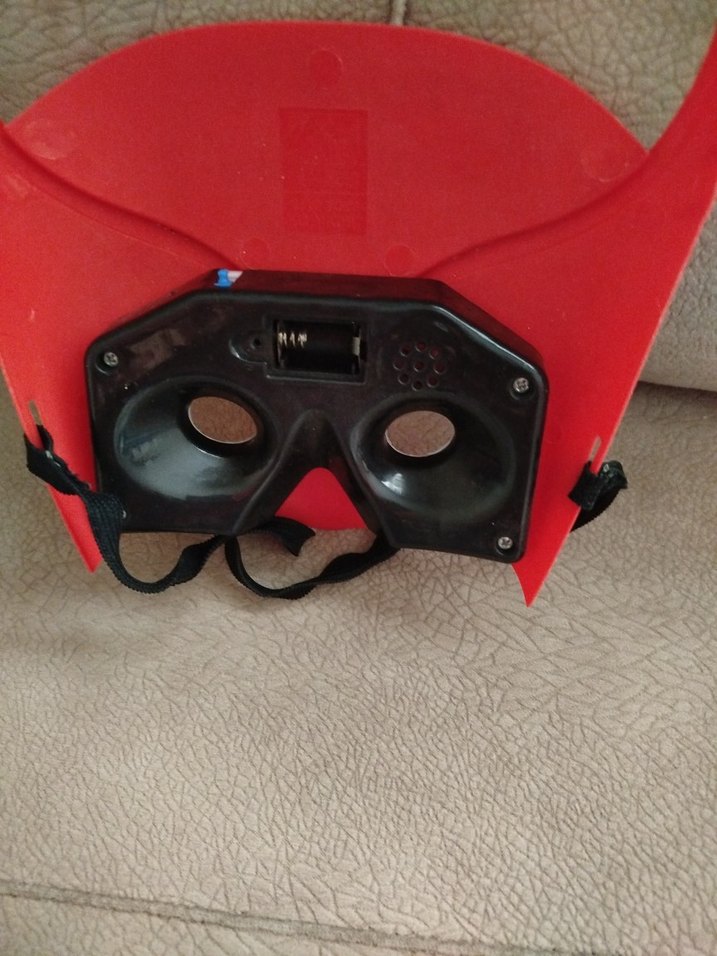 Kırmızı Renkli Çocuk Maskesi - Görsel 2