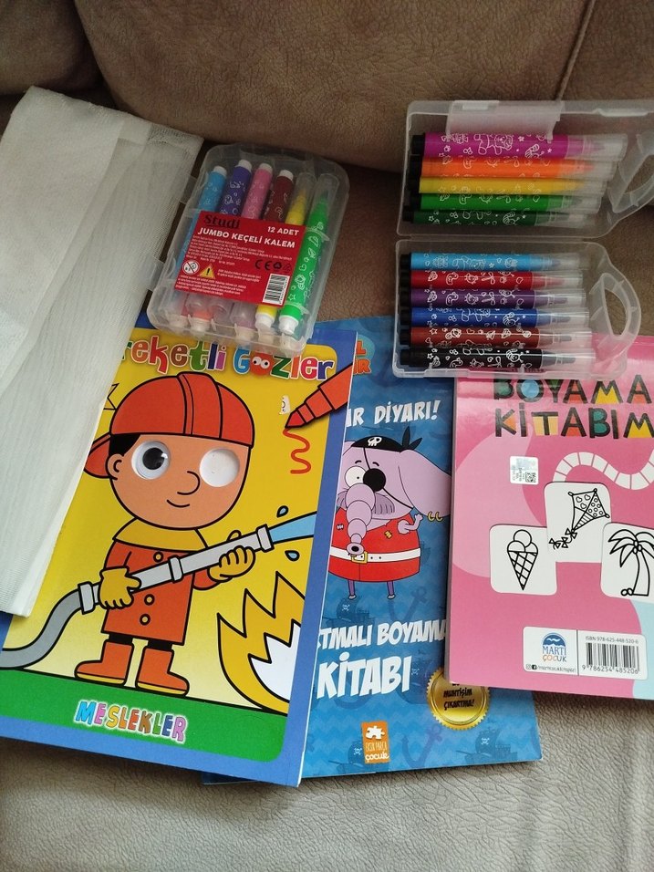 Çocuklar İçin Boyama Kitabı ve Renkli Kalem Seti - Görsel 4