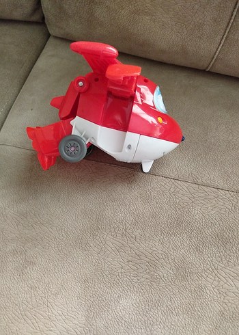 Renkli Kırmızı Aksiyon Figürü - Görsel 3