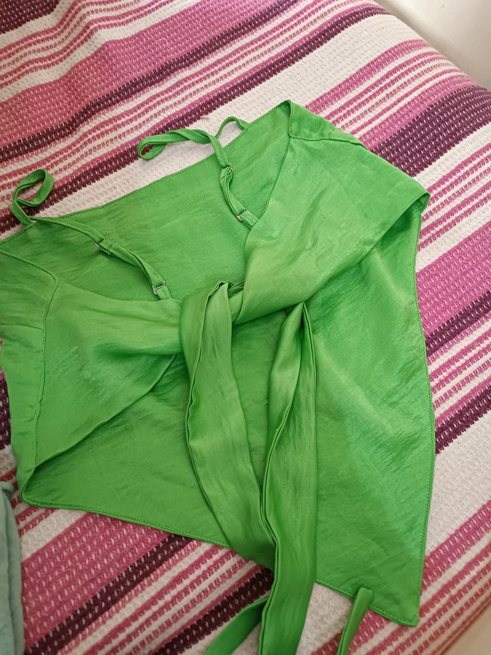 arkası baglamalı büstiyer - Görsel 2