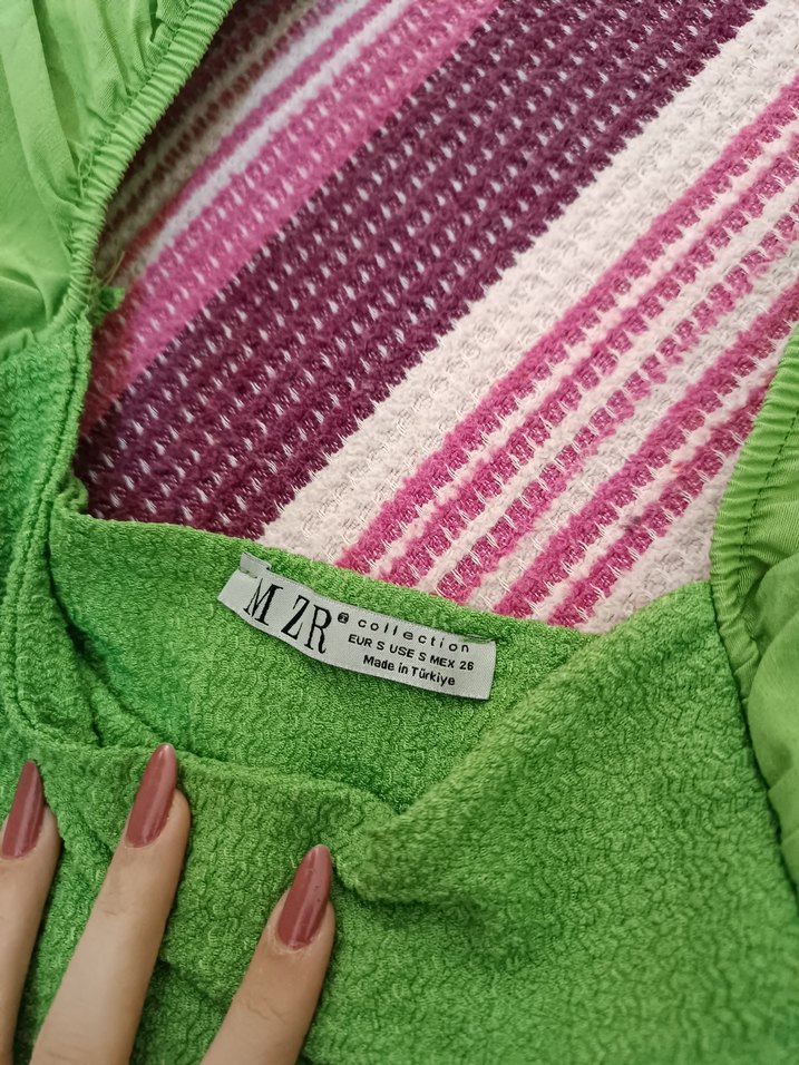 Yeşil Straplez Fırfırlı Kadın Bluz - Görsel 2