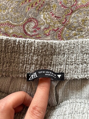 Zara Zara pantolon altı