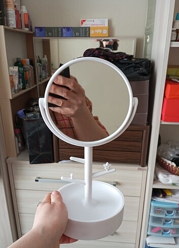 Aynalı portatif takı kutulu aparat.