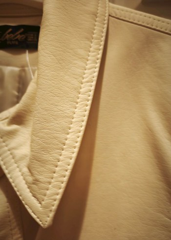 Düğmeli Bej  Kadın Deri Ceket - Görsel 2