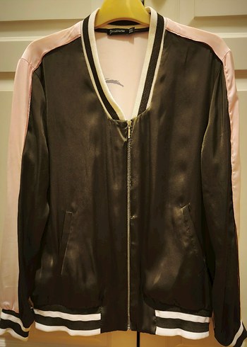 Stradivarius kadın Bej Saten Fermuarlı Ceket - Görsel 2