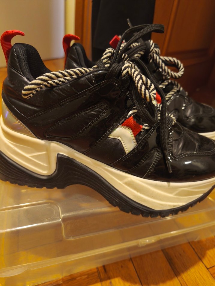 Siyah Bağcıklı Kadın Spor Ayakkabı - Görsel 2