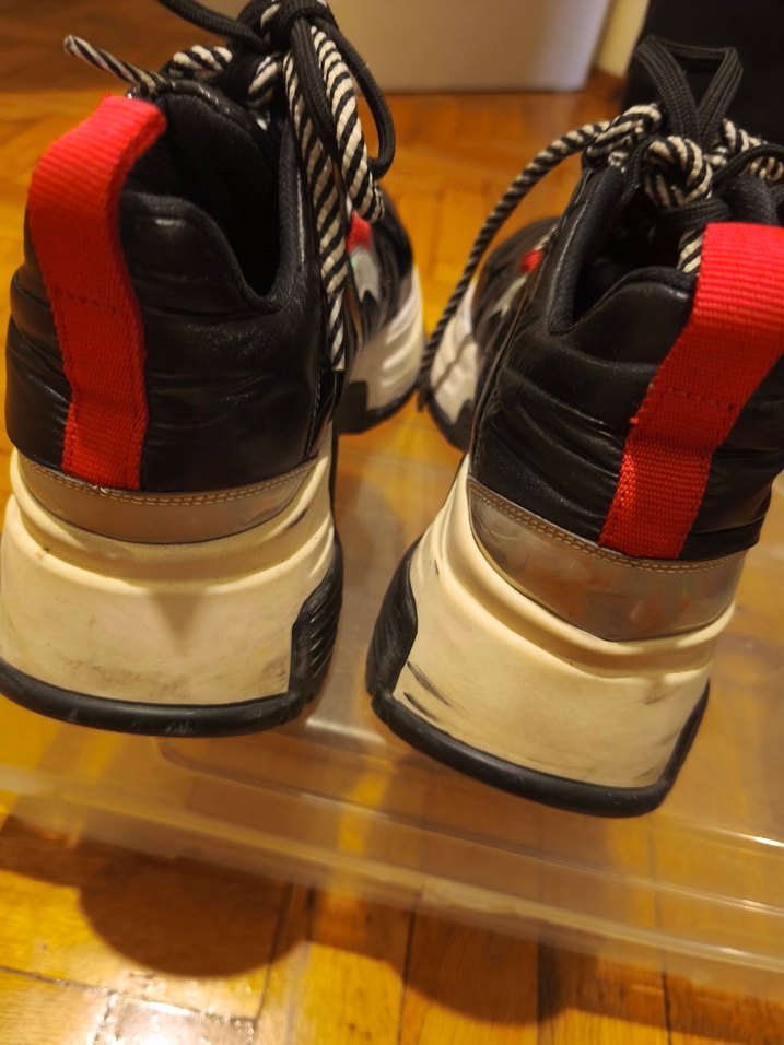 Siyah Bağcıklı Kadın Spor Ayakkabı - Görsel 4