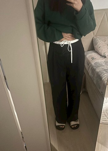 Kadın Siyah Regular Fit Kumaş Pantolon Zara markası - Görsel 3