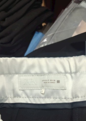 Siyah Kadın Kumaş Pantolon orijinal Zara markası bedenleri var - Görsel 12