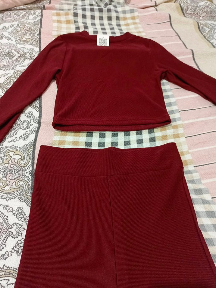 Bordo renk Uzun Kollu Tulum ölçüleri mevcut - Görsel 3