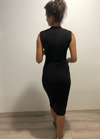 Diğer S beden siyah M beden bordo mevcut