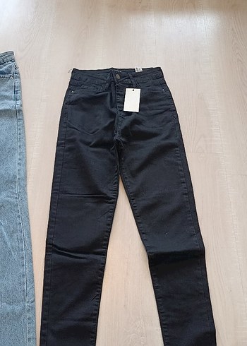 3 adet Gri Yırtık Detaylı Kadın Bol Kesim Midi Kot Pantolon - Görsel 4