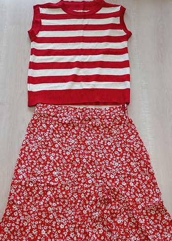 Kız Çocuk Kırmızı Volanlı Triko Etek - Görsel 2