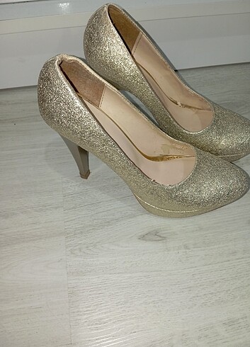 Gold topuklu 38 numara - Görsel 3