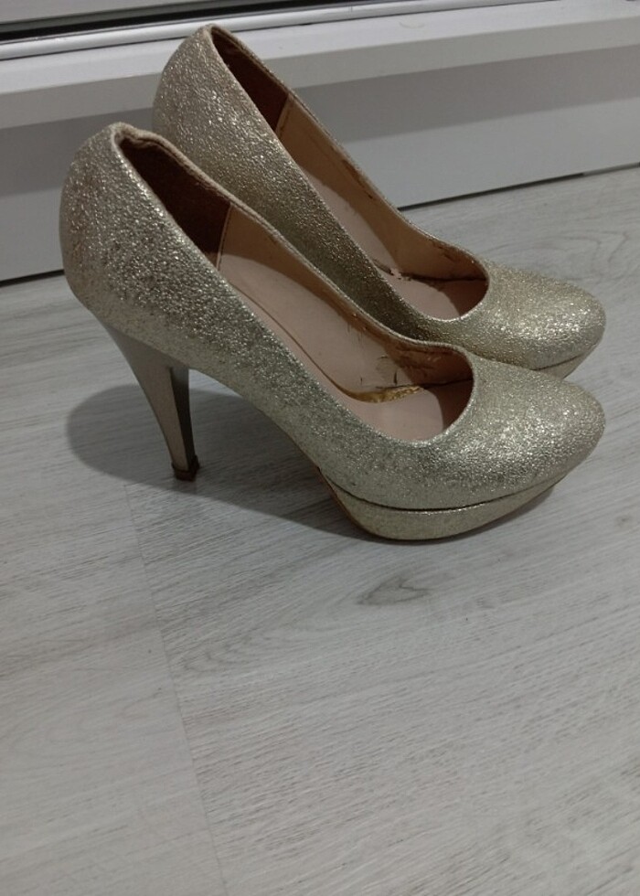 Gold topuklu 38 numara - Görsel 2